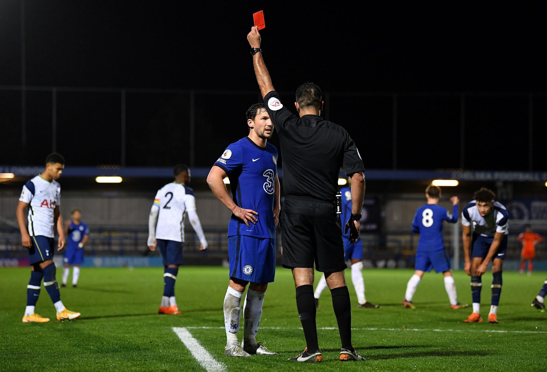 Chelsea's Danny Drinkwater is sent off.